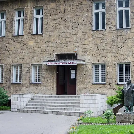 Ferienhaus Vikendica Zute Dunje *
