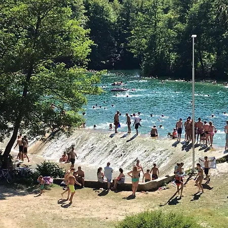 Vikendica Zute Dunje *