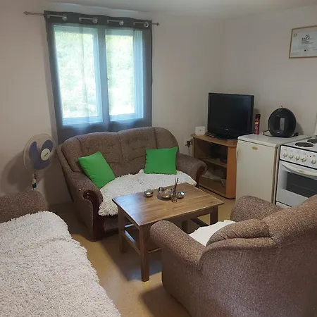 Vikendica Zute Dunje 別荘 ヤイツェ